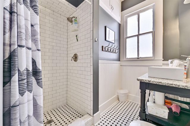 1518 21st Avenue, Galveston, TX 77550