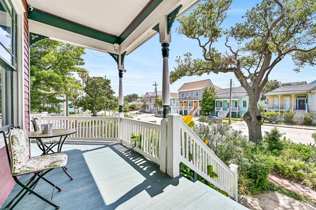 1518 21st Avenue, Galveston, TX 77550