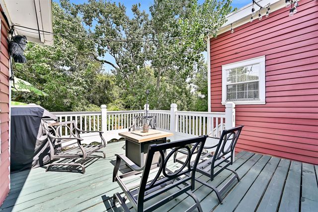 1518 21st Avenue, Galveston, TX 77550