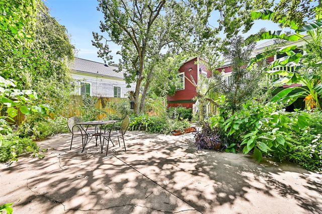 1518 21st Avenue, Galveston, TX 77550