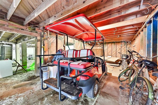 1518 21st Avenue, Galveston, TX 77550