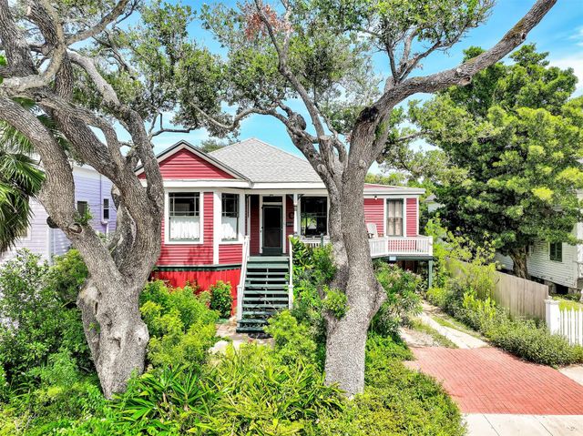 1518 21st Avenue, Galveston, TX 77550
