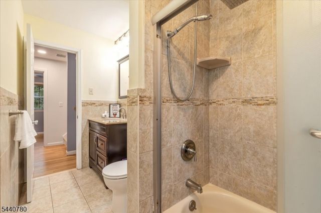 2104 Shady Ln, Scotch Plains Twp., NJ 07076