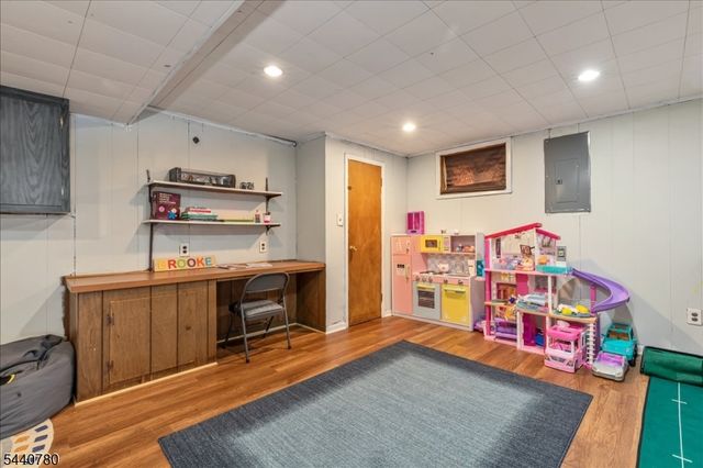 2104 Shady Ln, Scotch Plains Twp., NJ 07076