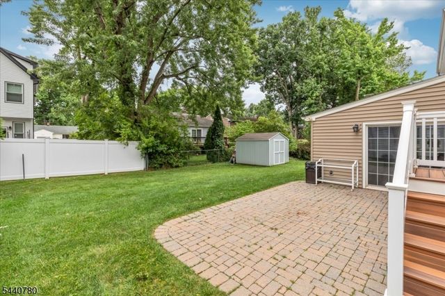 2104 Shady Ln, Scotch Plains Twp., NJ 07076