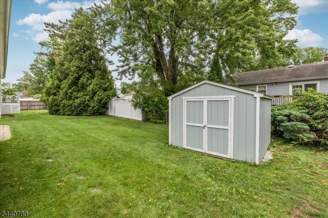2104 Shady Ln, Scotch Plains Twp., NJ 07076