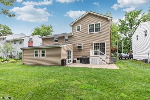 2104 Shady Ln, Scotch Plains Twp., NJ 07076