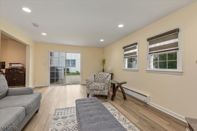 2104 Shady Ln, Scotch Plains Twp., NJ 07076