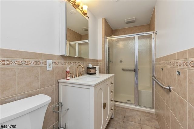 2104 Shady Ln, Scotch Plains Twp., NJ 07076