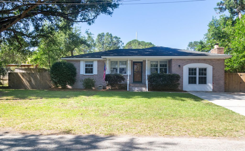1261 Hampshire Road, Charleston, SC 29412