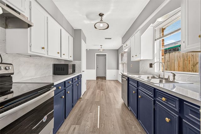 25815 Pepper Ridge Lane, Spring, TX 77373