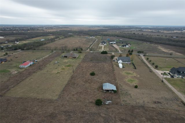 1428 County Road 4106, Kaufman, TX 75142