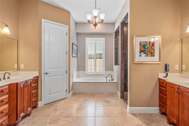 12610 NW GAINESVILLE ROAD, Reddick, FL 32686