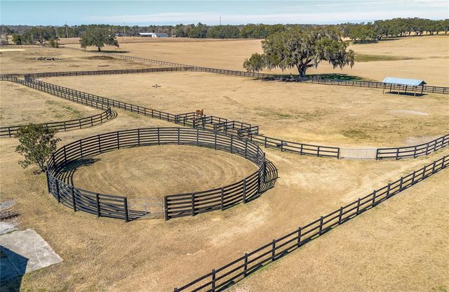 12610 NW GAINESVILLE ROAD, Reddick, FL 32686