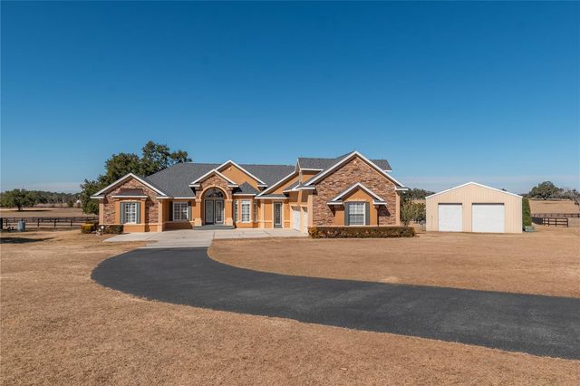 12610 NW GAINESVILLE ROAD, Reddick, FL 32686