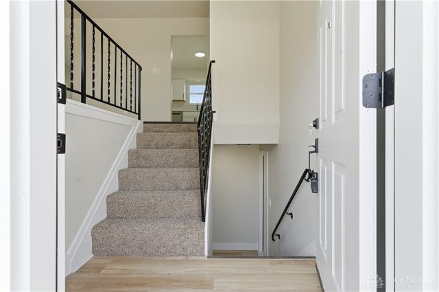 1105 Paget Drive, Miamisburg, OH 45342