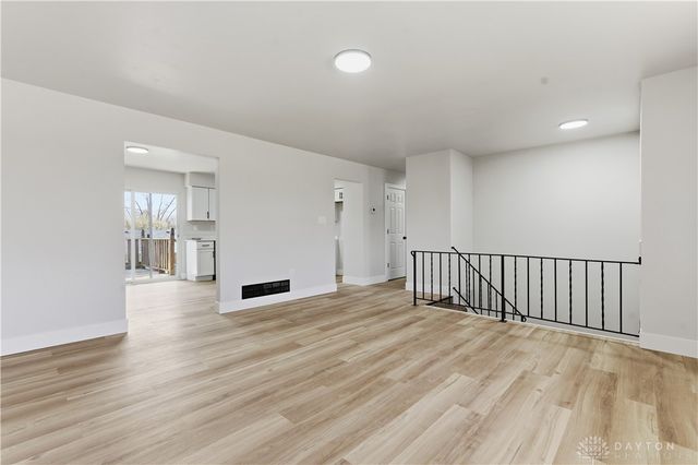 1105 Paget Drive, Miamisburg, OH 45342