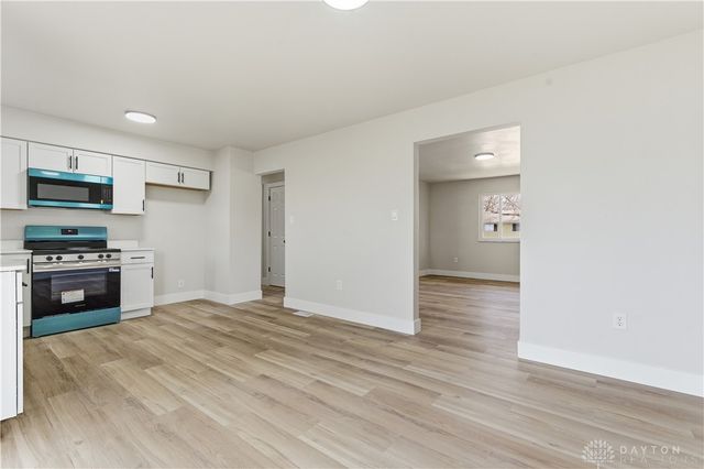 1105 Paget Drive, Miamisburg, OH 45342