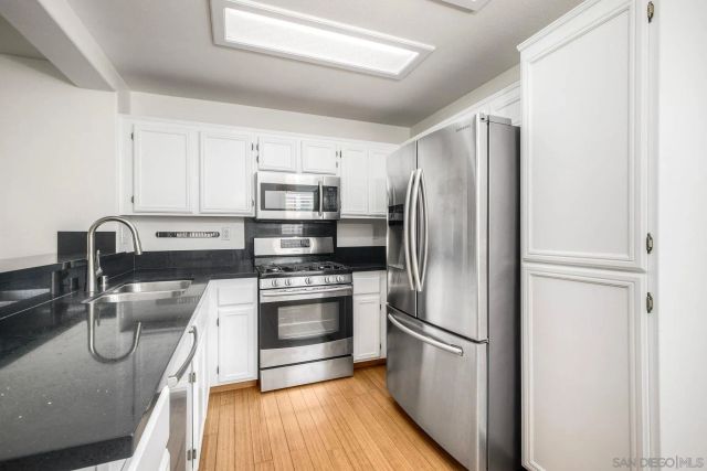 10242 Wateridge Cir 197, San Diego, CA 92121