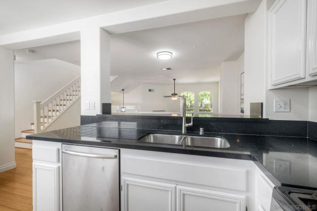 10242 Wateridge Cir 197, San Diego, CA 92121
