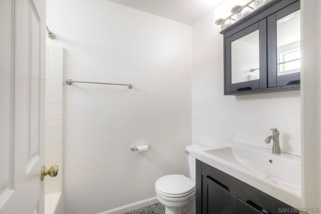 10242 Wateridge Cir 197, San Diego, CA 92121