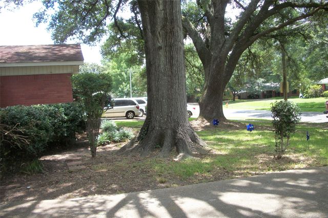 2806 Kaylin Drive, Shreveport, LA 71118