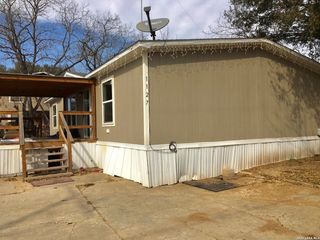 1127 Plum, Floresville, TX 78114