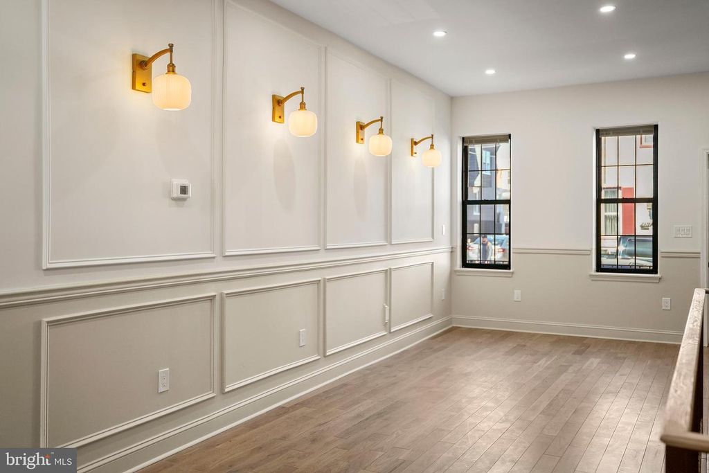 Image 10 of property listing at 2522 W THOMPSON ST, Philadelphia, PA 19121