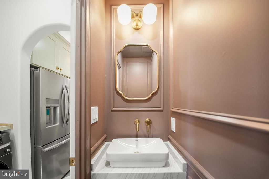 Image 20 of property listing at 2522 W THOMPSON ST, Philadelphia, PA 19121