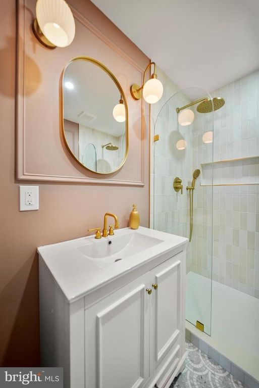 Image 29 of property listing at 2522 W THOMPSON ST, Philadelphia, PA 19121