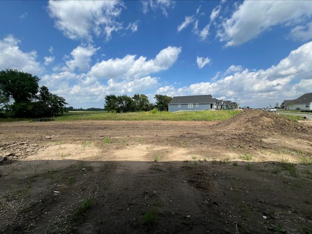 7660 Lotus Lane, Lino Lakes, MN 55014