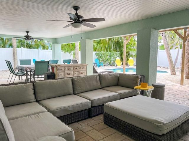 308 60TH STREET A, Holmes Beach, FL 34217