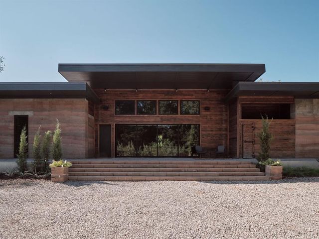 13501 N Midwest Boulevard, Jones, OK 73049