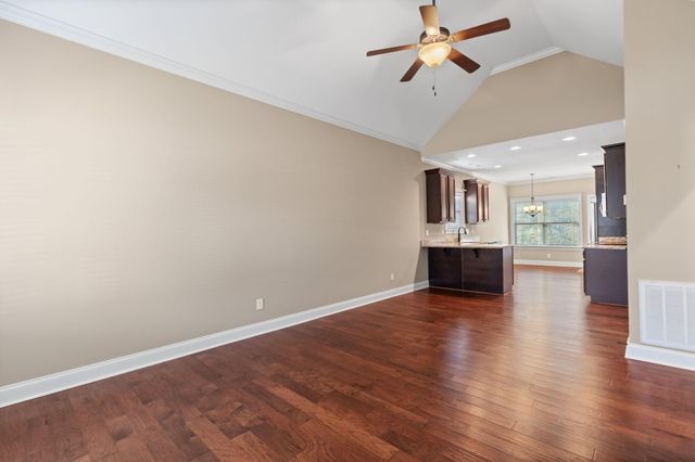 1738 Stonebriar Drive NE, Cleveland, TN 37312