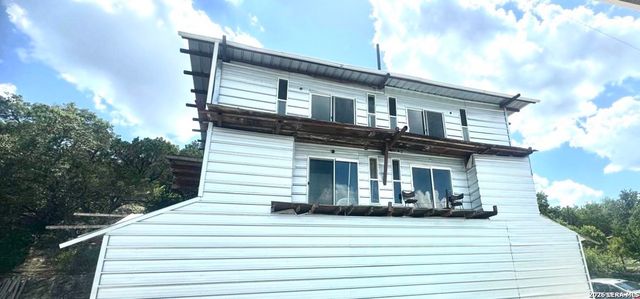 272 Plum Cove, Lakehills, TX 78063