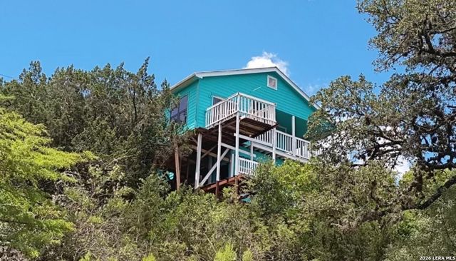 272 Plum Cove, Lakehills, TX 78063