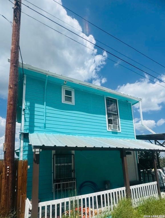 272 Plum Cove, Lakehills, TX 78063