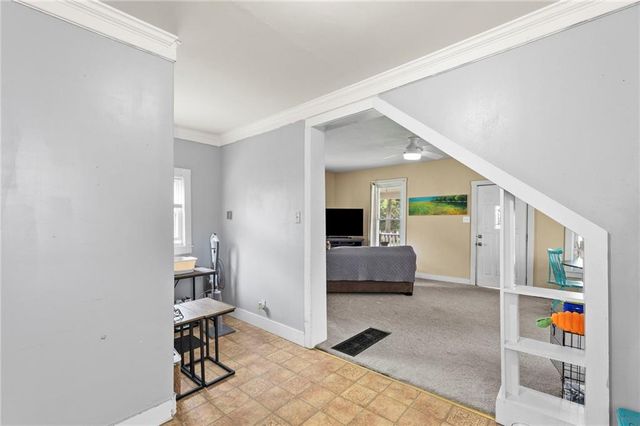 804 E Wea Street, Paola, KS 66071