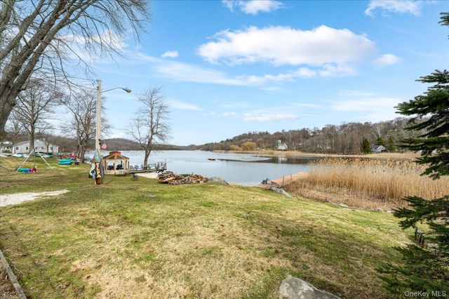 47 Tonetta Lake Way, Brewster, NY 10509