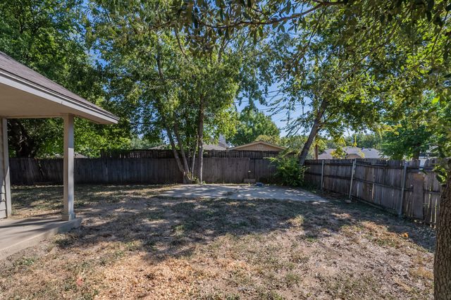 6519 Impala Drive, Arlington, TX 76001