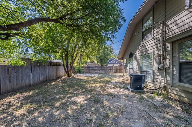 6519 Impala Drive, Arlington, TX 76001