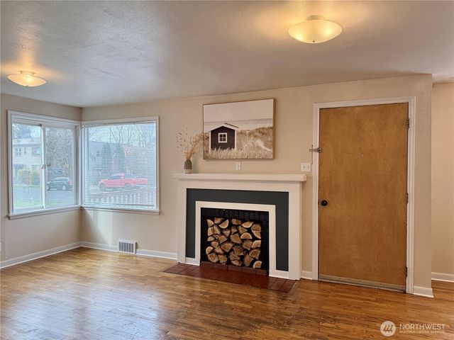 606 N Sprague Street, Ellensburg, WA 98926