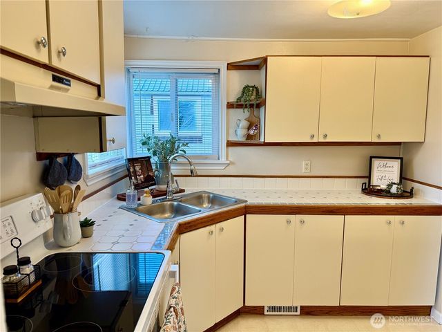 606 N Sprague Street, Ellensburg, WA 98926