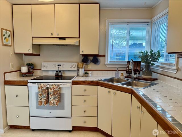 606 N Sprague Street, Ellensburg, WA 98926