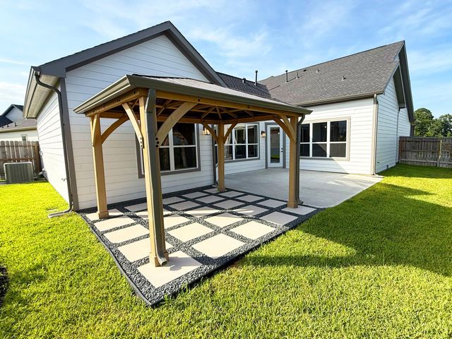 1306 Hidden Oaks, Tomball, TX 77375