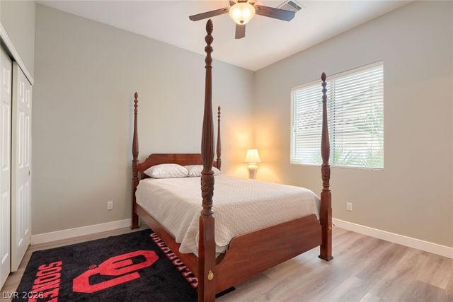 9655 Phoenician Avenue, Las Vegas, NV 89147