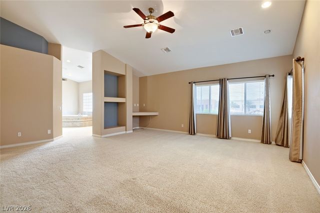 9655 Phoenician Avenue, Las Vegas, NV 89147