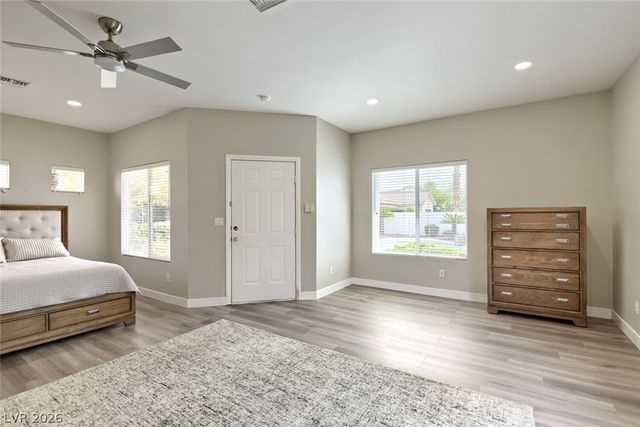 9655 Phoenician Avenue, Las Vegas, NV 89147