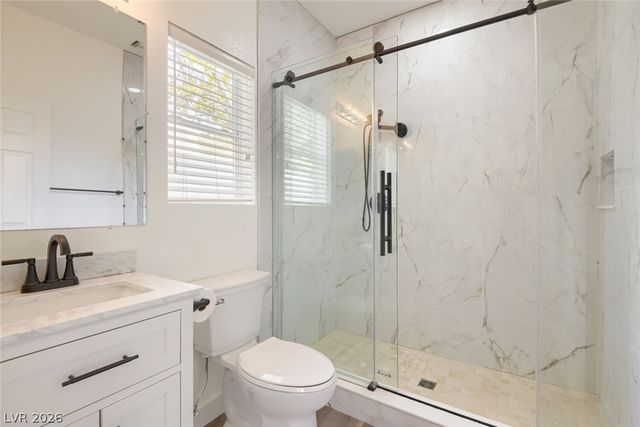 9655 Phoenician Avenue, Las Vegas, NV 89147