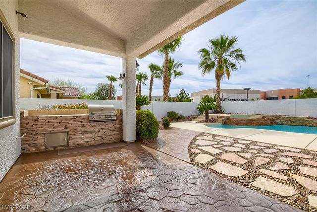 9655 Phoenician Avenue, Las Vegas, NV 89147